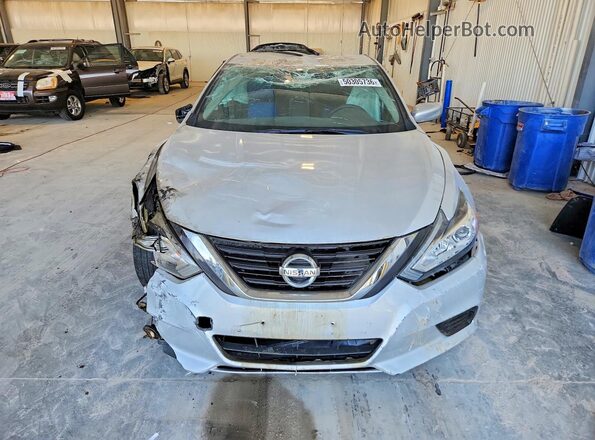 1N4AL3AP6HN328455 2017 NISSAN ALTIMA Silver Widok z przodu