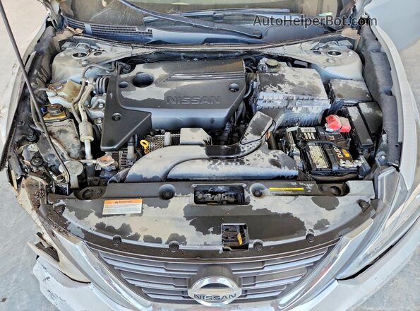 1N4AL3AP6HN328455 2017 NISSAN ALTIMA Silver Widok wnętrza z tyłu