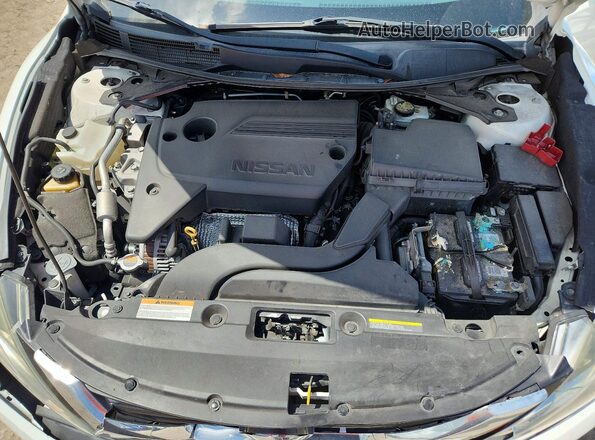 1N4AL3AP6JC149740 2018 NISSAN ALTIMA White Սալոնի հետևի տեսք