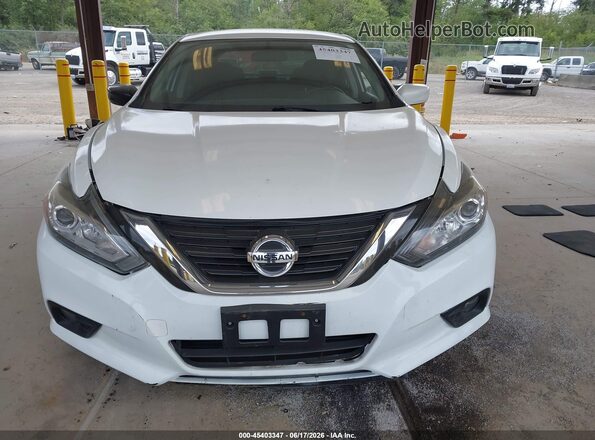 1N4AL3AP6JC173228 2018 NISSAN ALTIMA White Սարքավորումների վահանակի տեսք