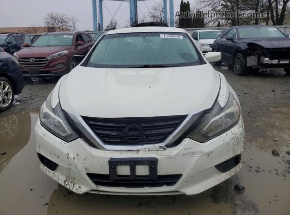 1N4AL3AP6JC196458 2018 NISSAN ALTIMA White Front view