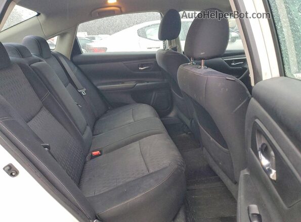 1N4AL3AP6JC196458 2018 NISSAN ALTIMA White Rear seats view