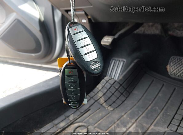 1N4AL3AP6JC231743 2018 NISSAN ALTIMA Серебряный Вид панели приборов
