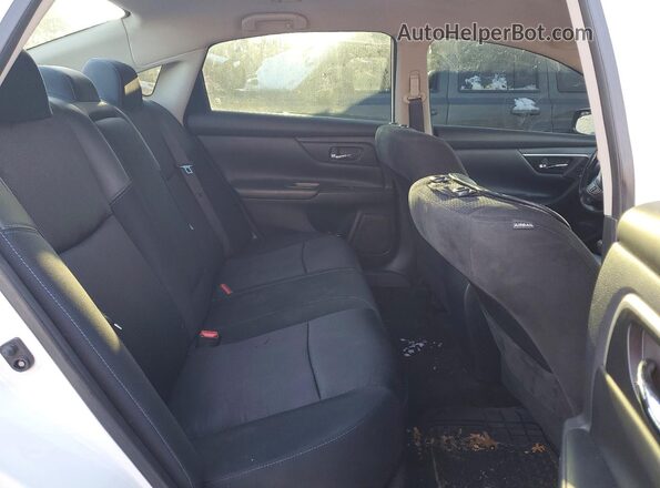 1N4AL3AP7GC268678 2016 NISSAN ALTIMA Белый Вид задних сидений