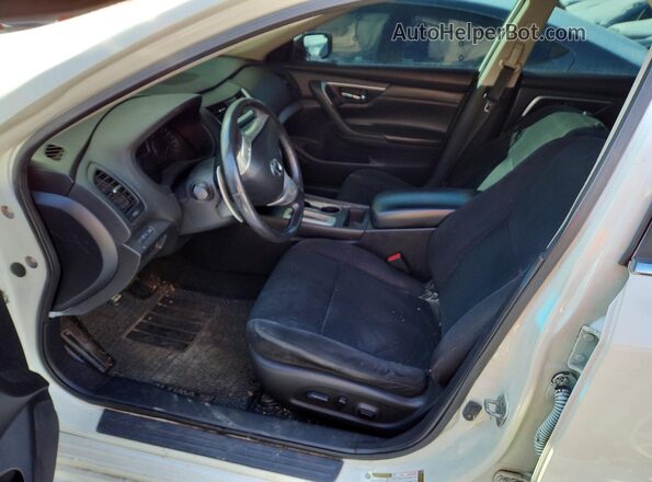 1N4AL3AP7GC268678 2016 NISSAN ALTIMA Белый Вид салона спереди