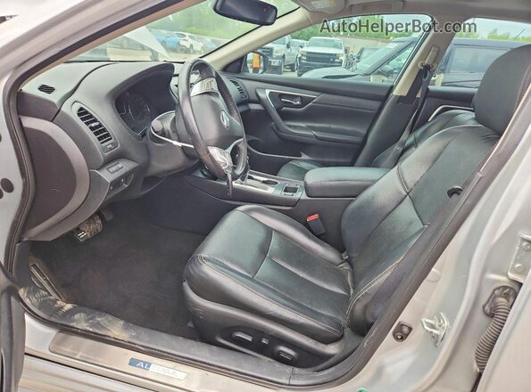 1N4AL3AP7GC283455 2016 NISSAN ALTIMA Silver Widok wnętrza z przodu