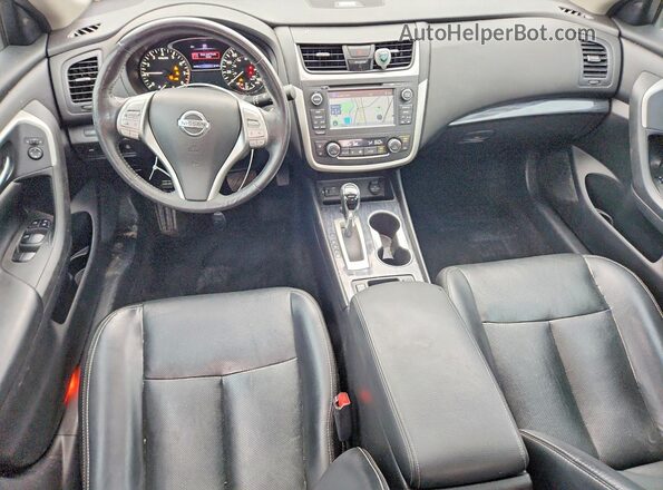 1N4AL3AP7GC283455 2016 NISSAN ALTIMA Silver Widok deski rozdzielczej