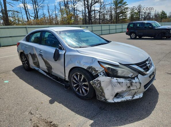 1N4AL3AP7HC193966 2017 NISSAN ALTIMA Silver Передня права чверть