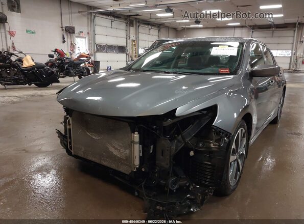 1N4AL3AP7HC233723 2017 NISSAN ALTIMA Gray Front view