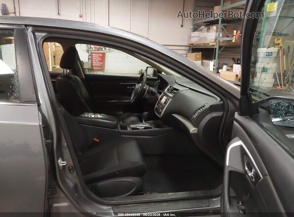 1N4AL3AP7HC233723 2017 NISSAN ALTIMA Gray Front interior view