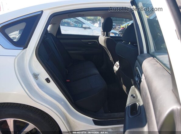 1N4AL3AP7HC239070 2017 NISSAN ALTIMA White VIN კოდის სტიკერის ხედი