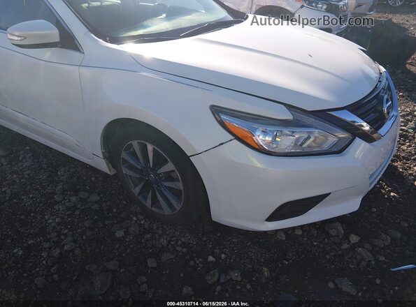 1N4AL3AP7HC239070 2017 NISSAN ALTIMA White 