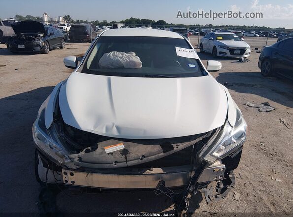 1N4AL3AP7JC170970 2018 NISSAN ALTIMA White Front view