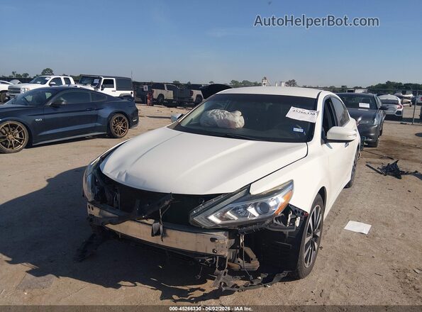 1N4AL3AP7JC170970 2018 NISSAN ALTIMA White Front left