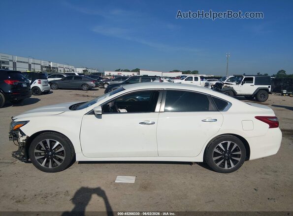 1N4AL3AP7JC170970 2018 NISSAN ALTIMA White 360 interior view