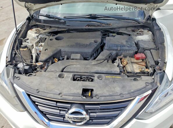 1N4AL3AP7JC203269 2018 NISSAN ALTIMA White Vista interior trasera