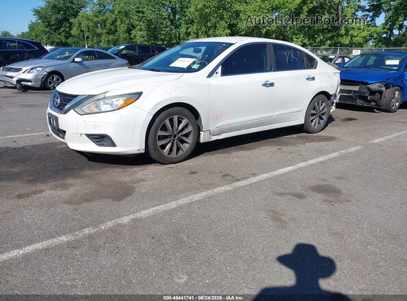 1N4AL3AP8GC198737 2016 NISSAN ALTIMA White Vista tres cuartos delantera izquierda