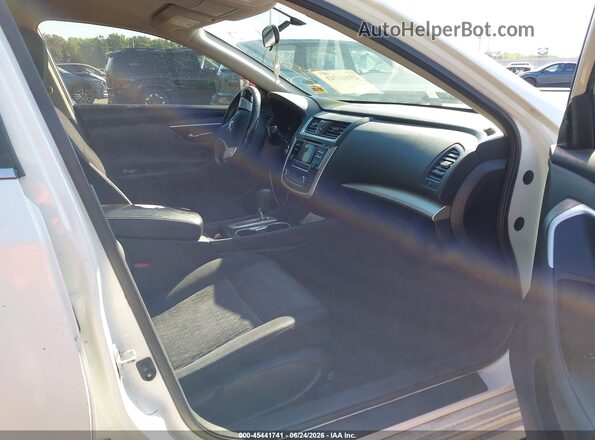 1N4AL3AP8GC198737 2016 NISSAN ALTIMA White Vista interior delantera
