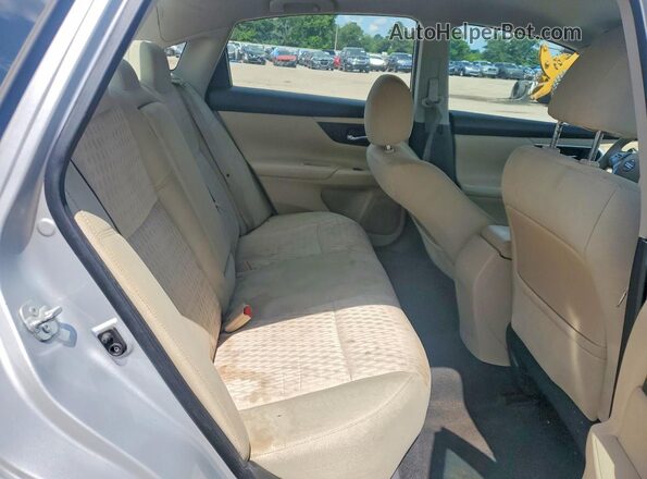 1N4AL3AP8GN304687 2016 NISSAN ALTIMA Silver Հետևի նստատեղերի տեսք