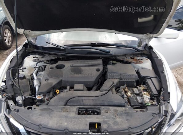 1N4AL3AP8HC148406 2017 NISSAN ALTIMA White Вид ззаду