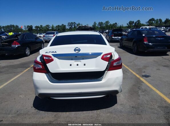 1N4AL3AP8HC149975 2017 NISSAN ALTIMA White 