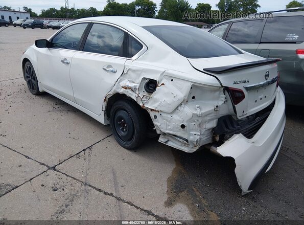 1N4AL3AP8HC184709 2017 NISSAN ALTIMA White Tył lewy