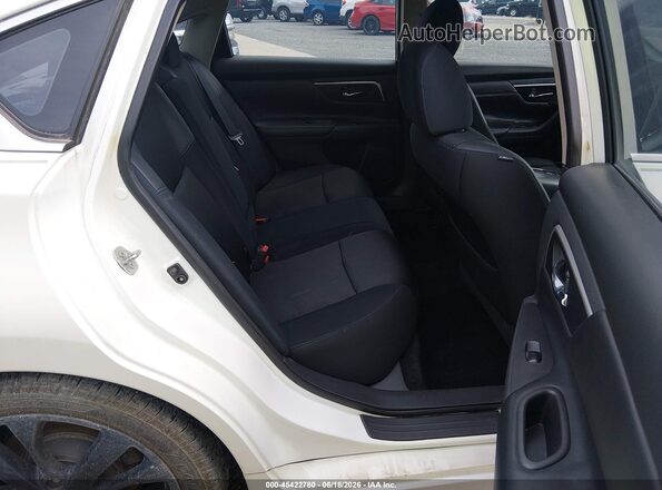 1N4AL3AP8HC184709 2017 NISSAN ALTIMA White Widok naklejki z numerem VIN