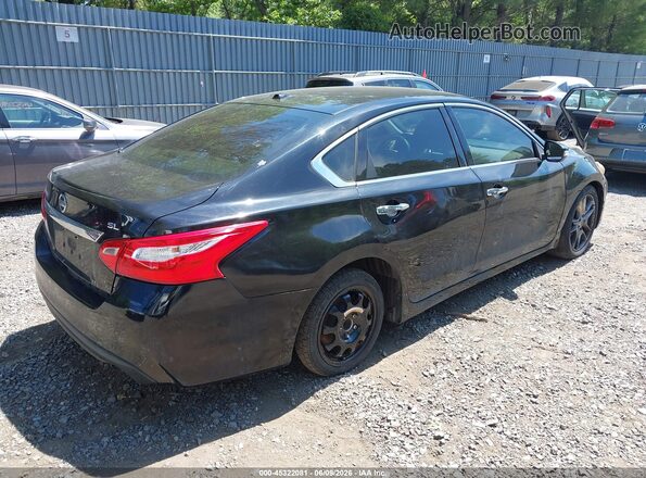 1N4AL3AP8HC185147 2017 NISSAN ALTIMA Черный Задняя правая четверть