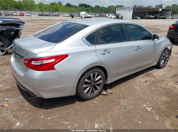1N4AL3AP8HC191191 2017 NISSAN ALTIMA Silver Trasero derecho