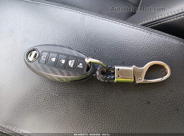 1N4AL3AP8HC194222 2017 NISSAN ALTIMA Серебряный Вид панели приборов