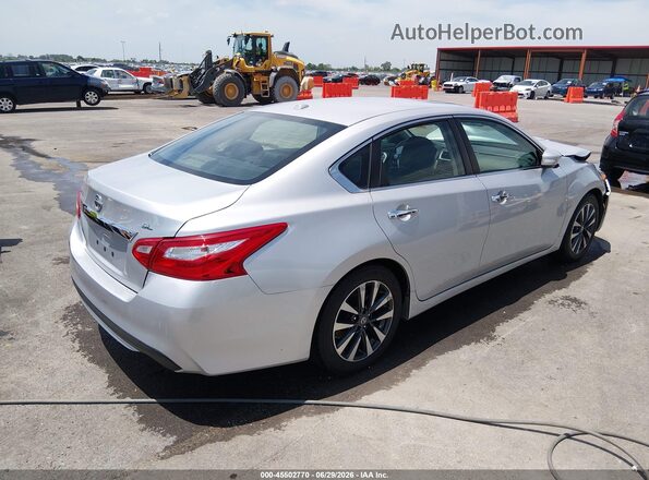 1N4AL3AP8HC194222 2017 NISSAN ALTIMA Серебряный Задняя правая четверть
