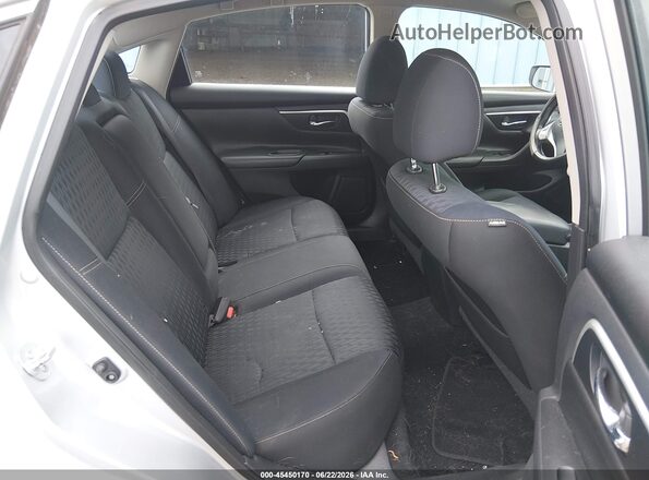1N4AL3AP8HC208460 2017 NISSAN ALTIMA Silver VIN კოდის სტიკერის ხედი