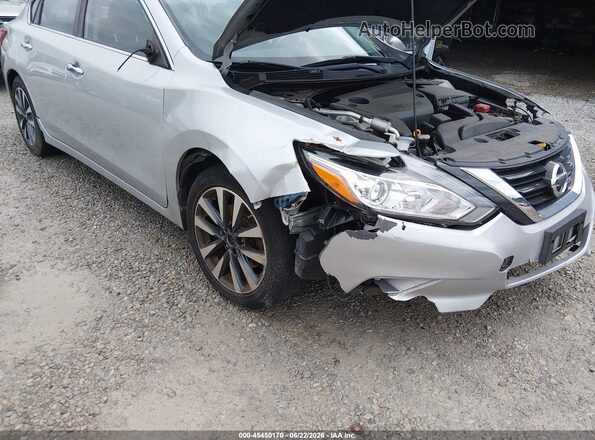 1N4AL3AP8HC208460 2017 NISSAN ALTIMA Silver ხელსაწყოთა პანელის ხედი