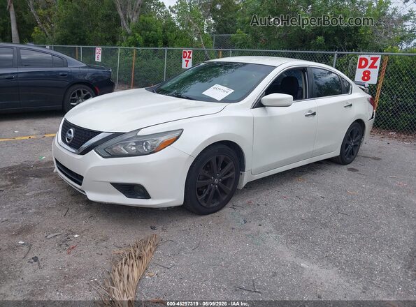 1N4AL3AP8HC221094 2017 NISSAN ALTIMA White Front left