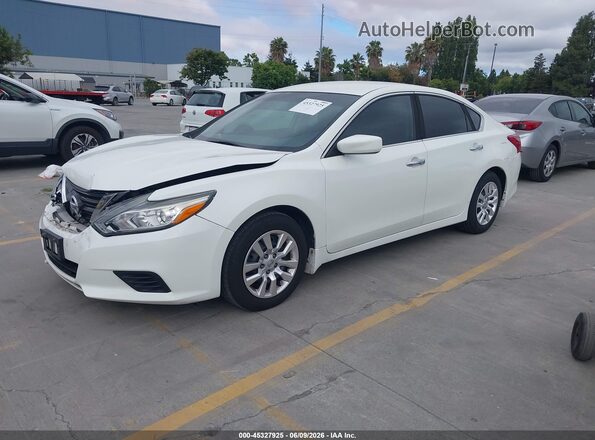 1N4AL3AP8HC268724 2017 NISSAN ALTIMA White Front left