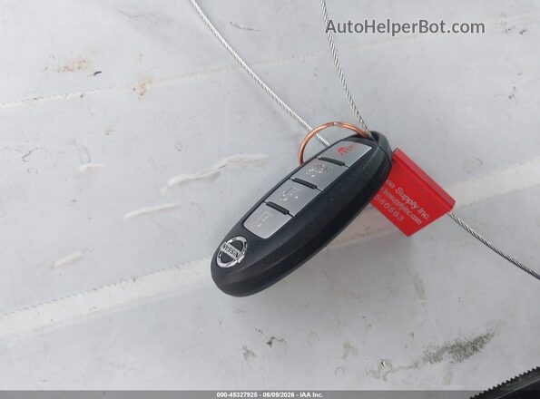 1N4AL3AP8HC268724 2017 NISSAN ALTIMA White Dashboard view