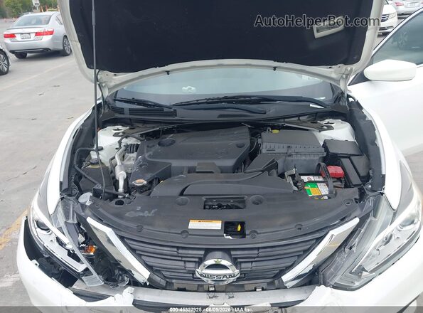 1N4AL3AP8HC268724 2017 NISSAN ALTIMA White Rear view