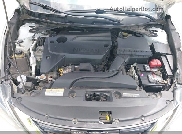 1N4AL3AP8HC488686 2017 NISSAN ALTIMA White Rear view