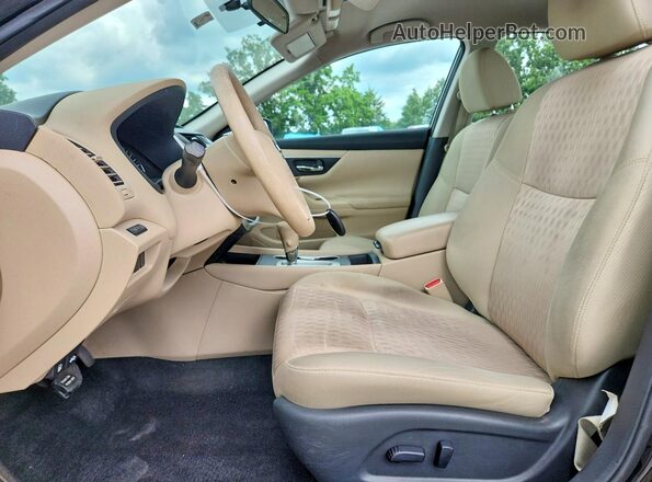 1N4AL3AP8HN316386 2017 NISSAN ALTIMA Black Front interior view