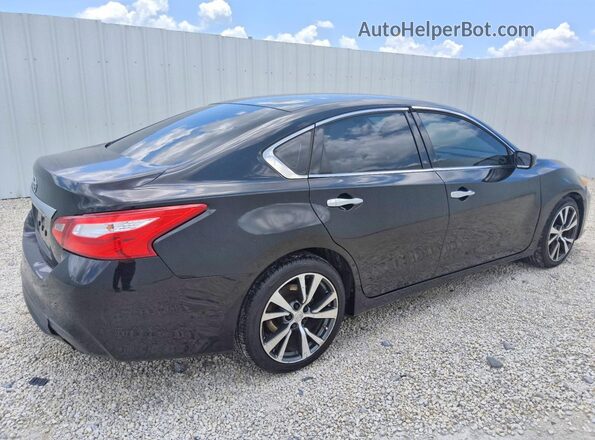 1N4AL3AP8HN331888 2017 NISSAN ALTIMA Black Tył prawy