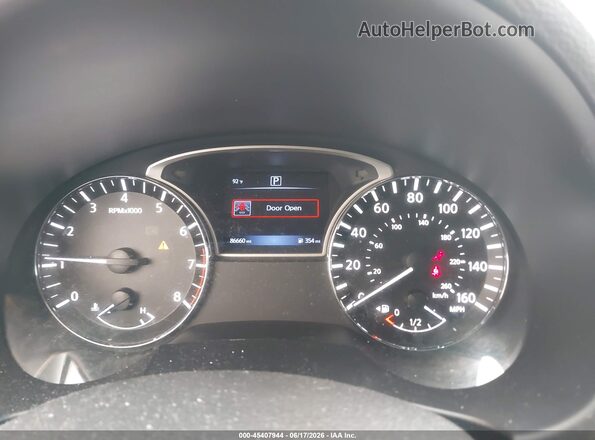1N4AL3AP8HN337996 2017 NISSAN ALTIMA Silver Widok tylnych siedzeń