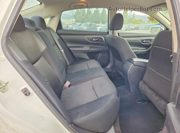 1N4AL3AP8JC116660 2018 NISSAN ALTIMA White 