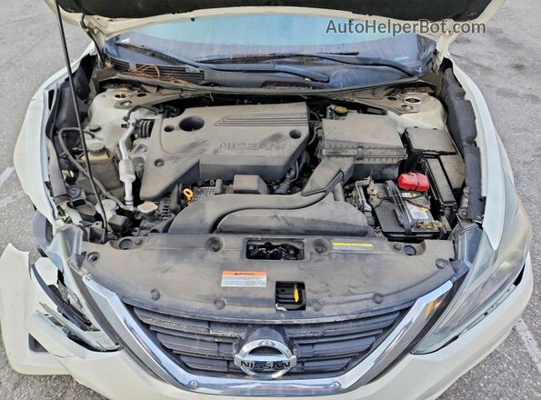 1N4AL3AP8JC116660 2018 NISSAN ALTIMA White 
