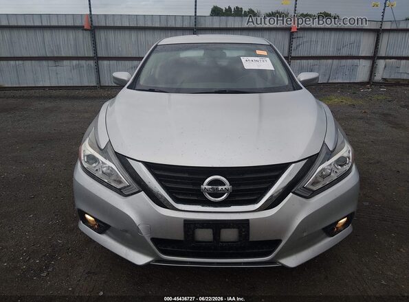1N4AL3AP8JC237284 2018 NISSAN ALTIMA SV Silver Սարքավորումների վահանակի տեսք