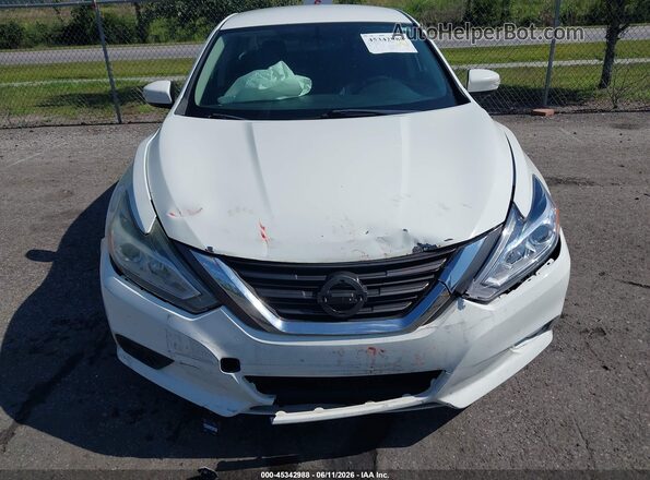 1N4AL3AP8JC246986 2018 NISSAN ALTIMA White Widok z przodu