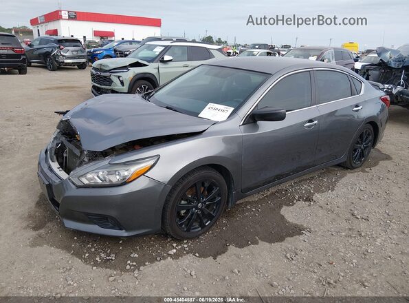 1N4AL3AP8JC266736 2018 NISSAN ALTIMA Gray Առջևի ձախ երեք քառորդ տեսարան