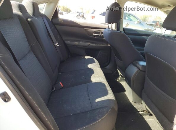1N4AL3AP8JC296397 2018 NISSAN ALTIMA White Vista de los asientos traseros