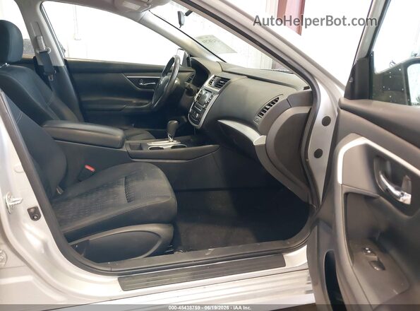 1N4AL3AP9GC267788 2016 NISSAN ALTIMA Silver წინა სალონის ხედი