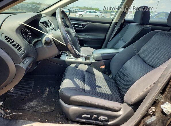1N4AL3AP9HC263595 2017 NISSAN ALTIMA Черный Вид салона спереди