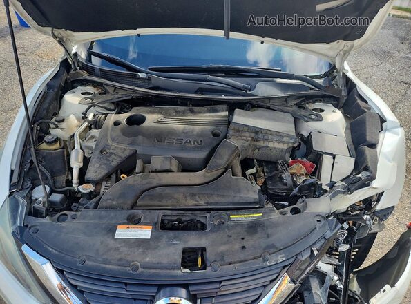 1N4AL3AP9HC487708 2017 NISSAN ALTIMA Белый Вид задней части салона